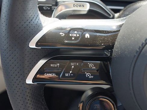 Used 2025 Mercedes-Benz GLE 53 AMG 4MATIC image 11