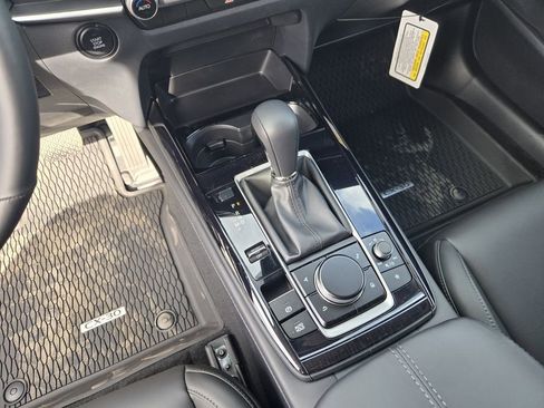 Used 2025 MAZDA CX-30 AWD 2.5 S w/ Preferred Package image 17