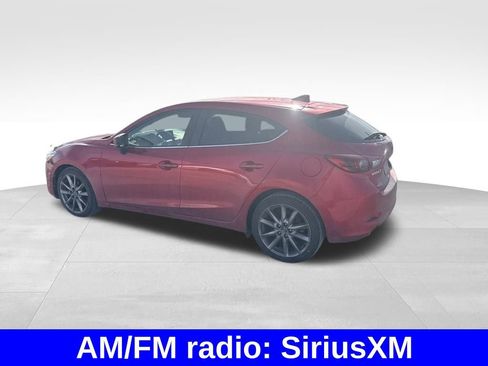 Used 2018 MAZDA MAZDA3 Grand Touring image 5