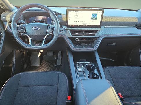Used 2025 Ford Explorer ST image 12