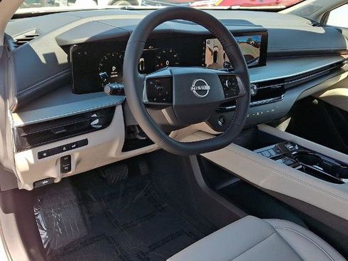 Certified 2025 Nissan Murano SL w/ Cargo Package AWD/4WD image 28