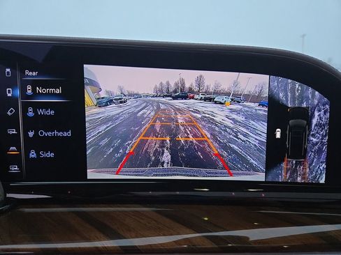 Certified 2024 Cadillac Escalade Sport Platinum w/ LPO, ONYX Package image 24