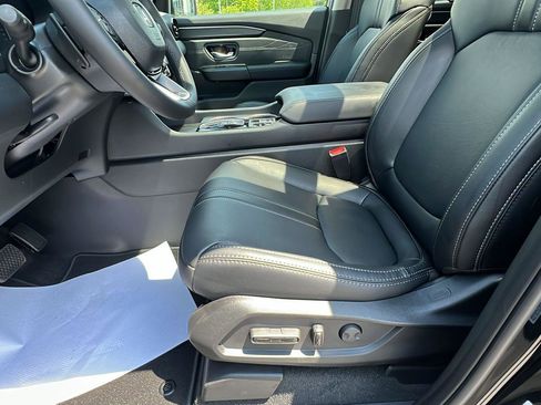 New 2026 Honda Pilot Touring image 25