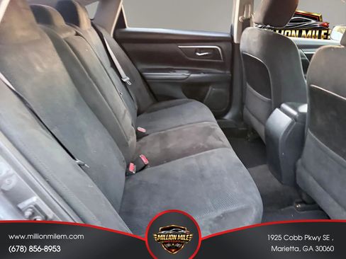 Used 2015 Nissan Altima 2.5 S w/ Special Edition Package FWD image 20
