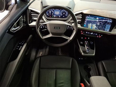 Used 2023 Audi Q4 e-tron Premium Plus image 10