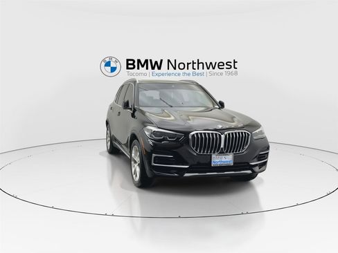 Used 2023 BMW X5 xDrive40i w/ Climate Comfort Package image 7