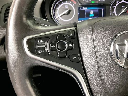 Used 2017 Buick Regal Sport Touring image 16