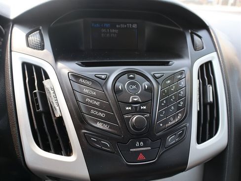 Used 2013 Ford Focus SE FWD image 21