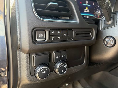 Used 2023 Chevrolet Tahoe LT w/ Luxury Package RWD image 10