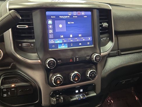 Used 2024 RAM 2500 Big Horn image 19