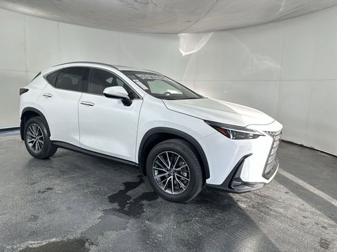 Used 2024 Lexus NX 350 AWD image 3