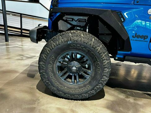 Used 2020 Jeep Gladiator Sport w/ Trailer Tow Package AWD/4WD image 26