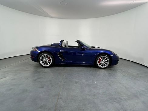 Used 2021 Porsche 718 Boxster S RWD image 8