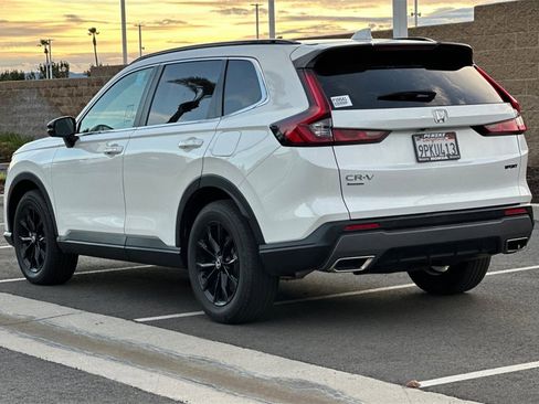 Used 2025 Honda CR-V Sport-L image 6