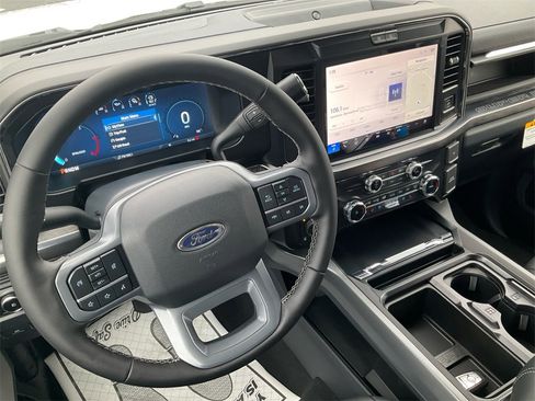 New 2026 Ford F250 Lariat w/ Black Appearance Package image 25