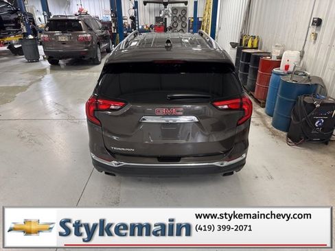 Used 2019 GMC Terrain SLT w/ Preferred Package image 15