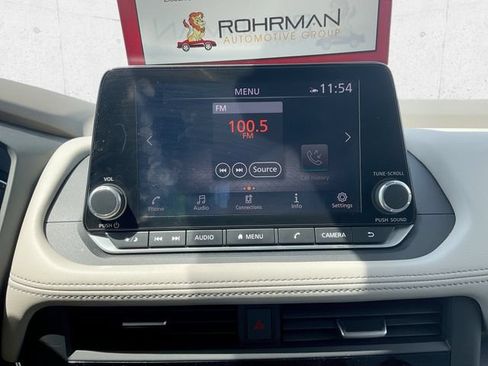 Used 2023 Nissan Rogue SV AWD/4WD image 13