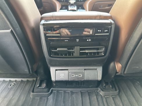Used 2023 Acura MDX FWD w/ Technology Package image 31