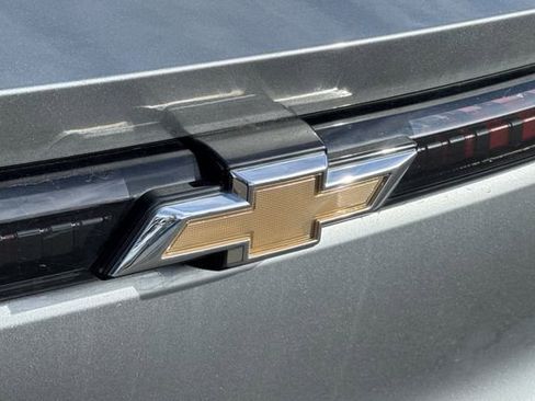 Certified 2024 Chevrolet Equinox EV LT image 45