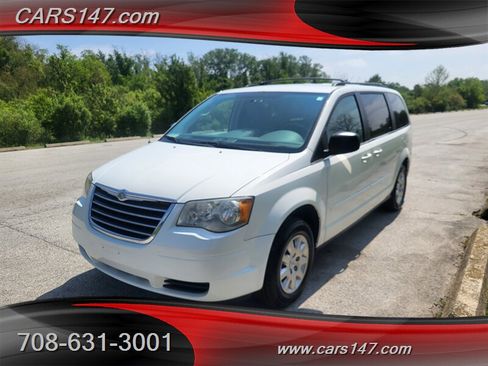 Used 2010 Chrysler Town & Country LX w/ Entertainment Group #1 FWD image 1