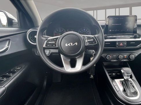 Used 2023 Kia Forte LXS image 8