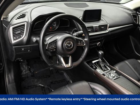 Used 2018 MAZDA MAZDA3 Touring image 5