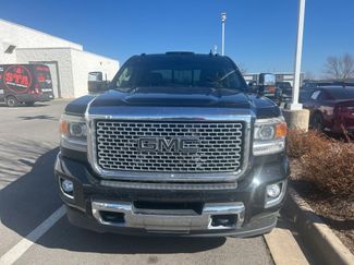 Used 2015 GMC Sierra 2500 Denali w/ Duramax Plus Package video 2