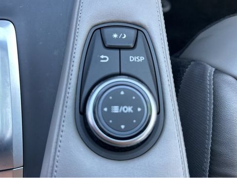 Used 2023 INFINITI QX50 Luxe FWD image 28