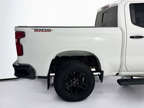 Used 2019 Chevrolet Silverado 1500 LT Trail Boss image 30