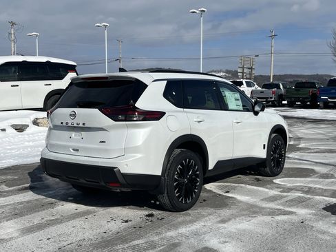 New 2026 Nissan Rogue SV image 3