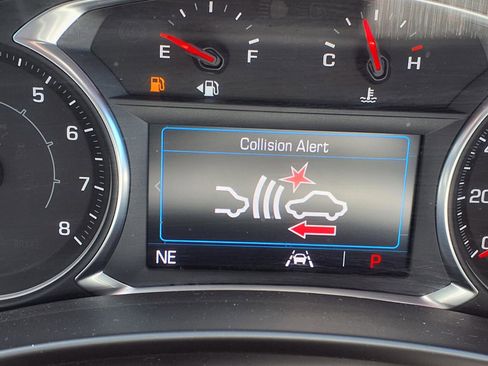 Used 2024 GMC Terrain SLE AWD/4WD image 20