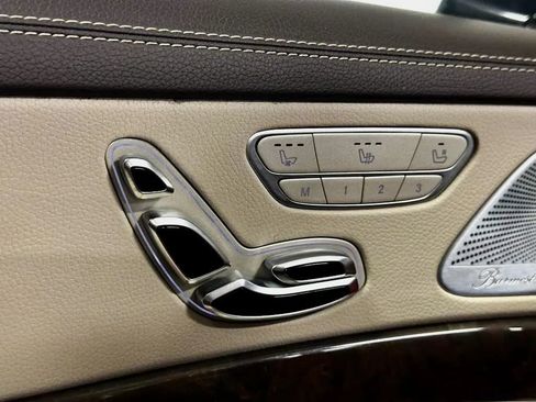Used 2017 Mercedes-Benz S 550 Sedan image 10