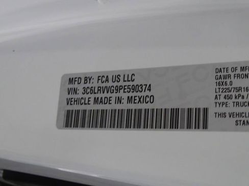 Used 2023 RAM ProMaster 2500 image 18