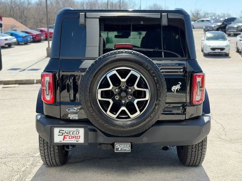 Used 2024 Ford Bronco Outer Banks image 6