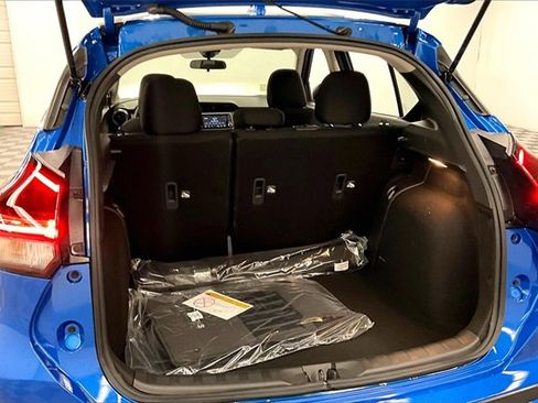 New 2025 Nissan Kicks Play S image 34