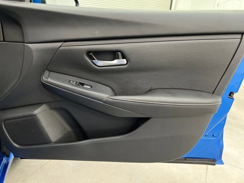 Used 2025 Nissan Sentra SV FWD image 30