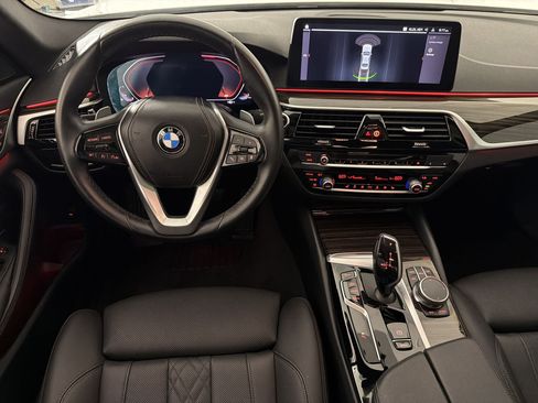 Used 2023 BMW 530i w/ Convenience Package RWD image 33