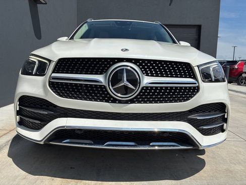 Used 2022 Mercedes-Benz GLE 450 4MATIC image 2