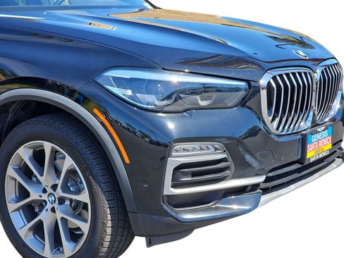 Used 2021 BMW X5 xDrive40i w/ Convenience Package AWD/4WD image 9