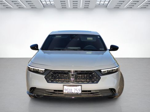 Used 2023 Honda Accord Sport image 2
