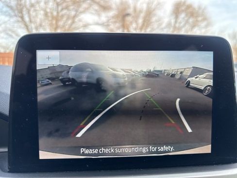 Used 2020 Ford Escape SE image 21