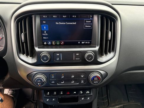 Used 2022 Chevrolet Colorado ZR2 AWD/4WD image 10