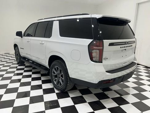 Used 2023 Chevrolet Suburban Z71 w/ Z71 Off-Road Package image 3