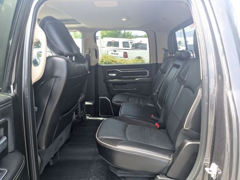 Used 2019 RAM 3500 Laramie AWD/4WD image 29