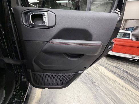 Used 2025 Jeep Gladiator Rubicon image 49