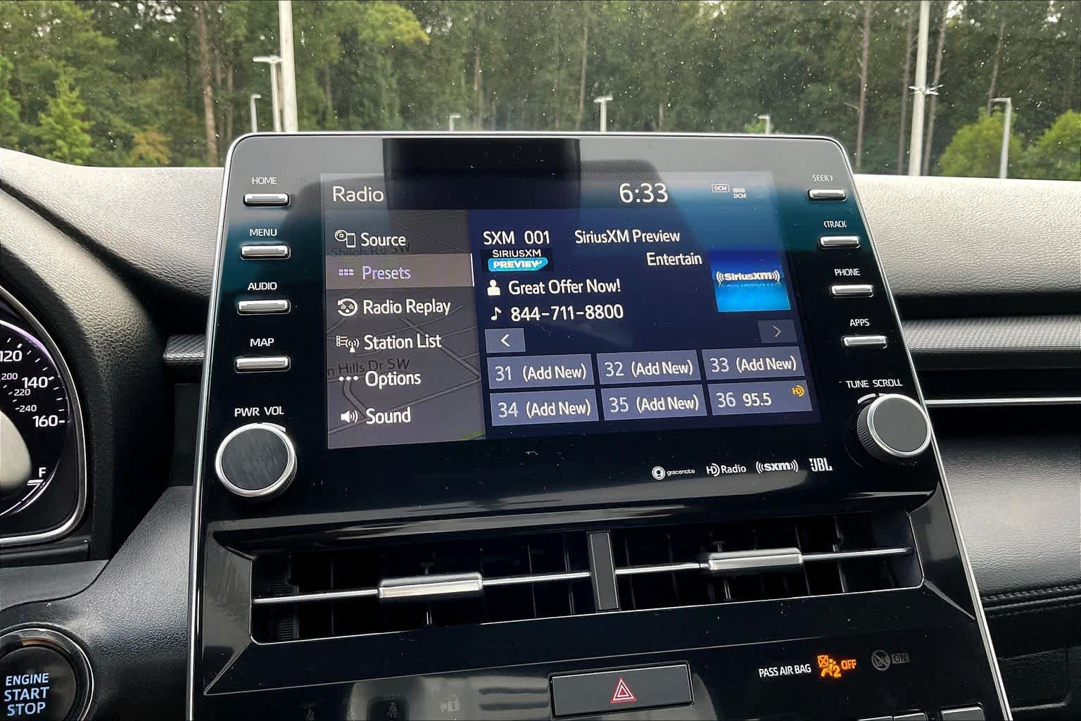Used 2019 Toyota Avalon Touring FWD image 32