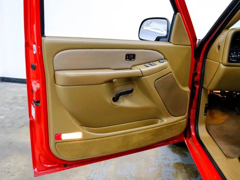 Used 1999 Chevrolet Silverado 1500 LS w/ Firm Ride Suspension Pkg RWD image 26