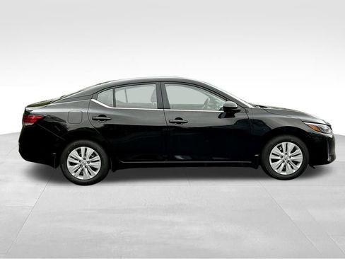 New 2025 Nissan Sentra S image 8