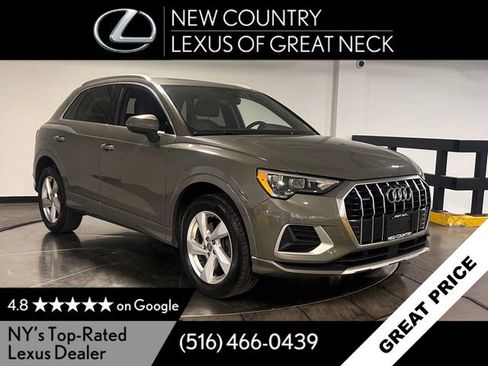 Used 2020 Audi Q3 2.0T Premium w/ Convenience Package AWD/4WD image 1
