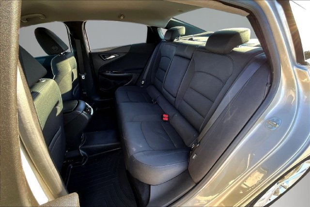 Used 2016 Chevrolet Malibu LT FWD image 22